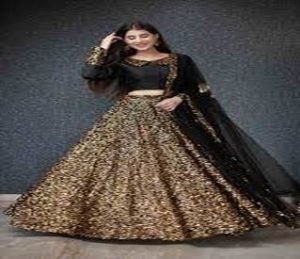 Black and Gold Lacha